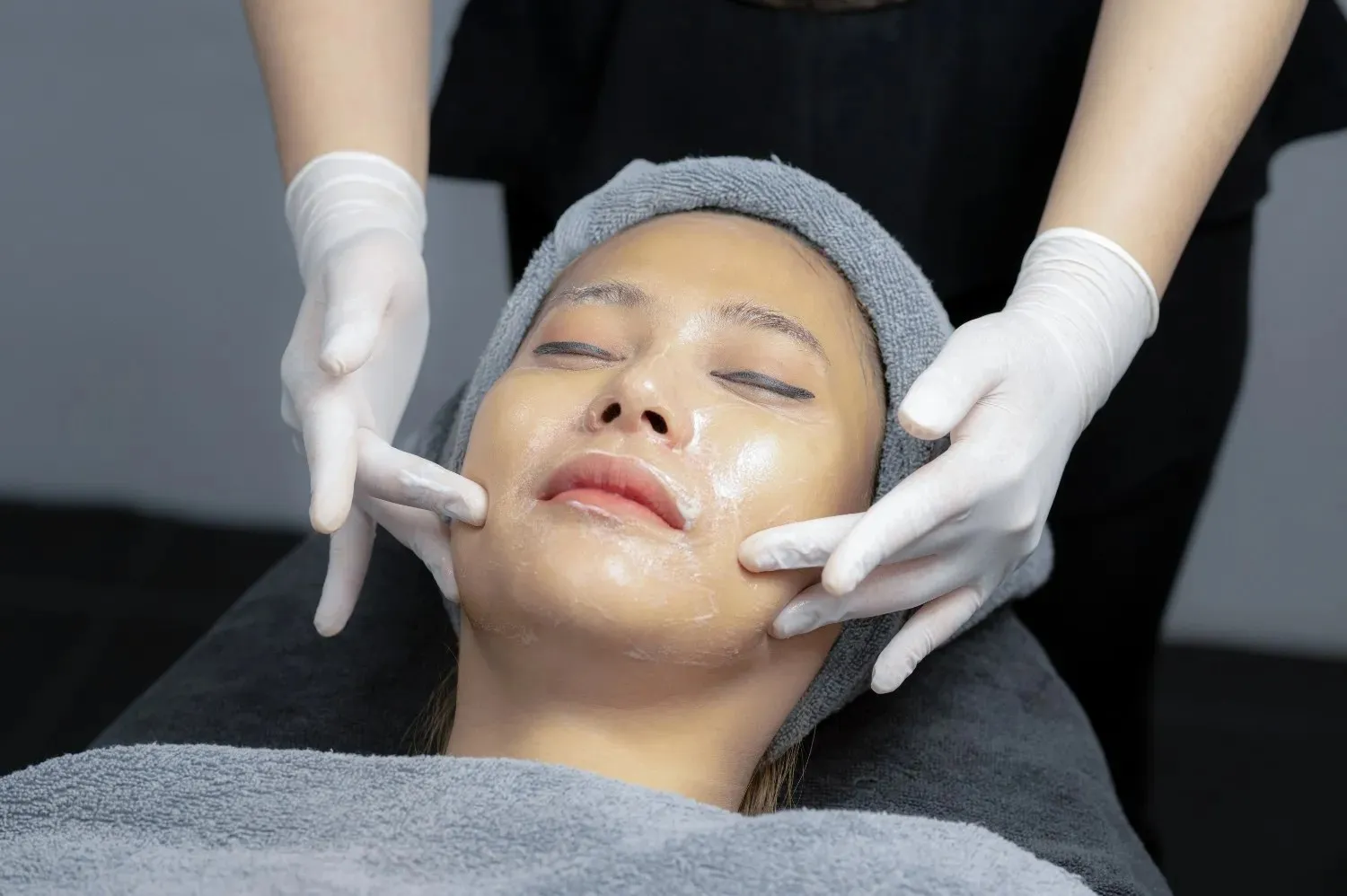 Hydrofacial treatment