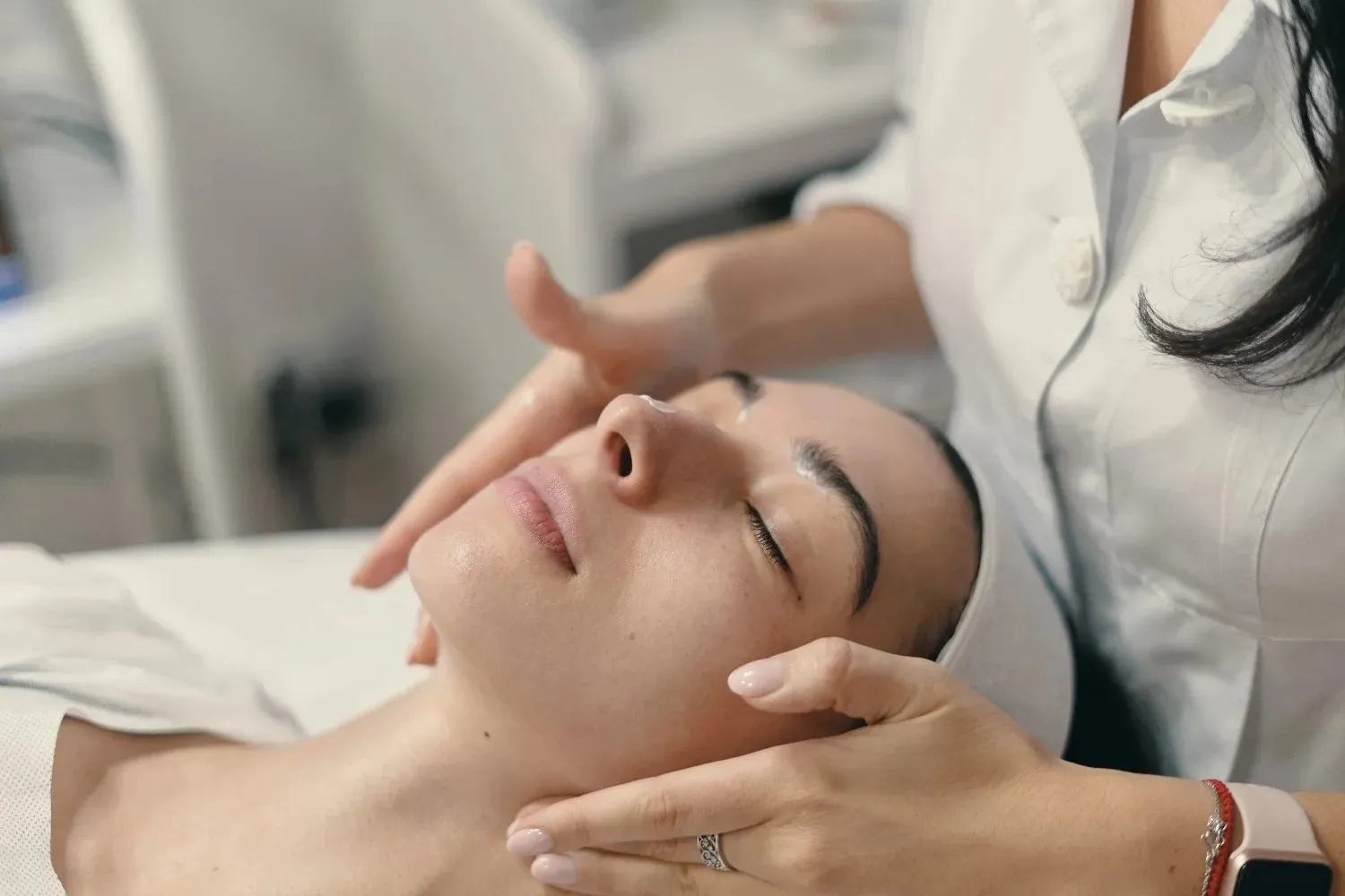 Hydrofacial treatment